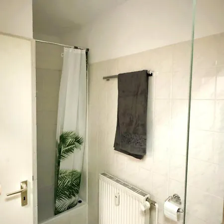 Apartment Schoenes Mit Balkon Kiel