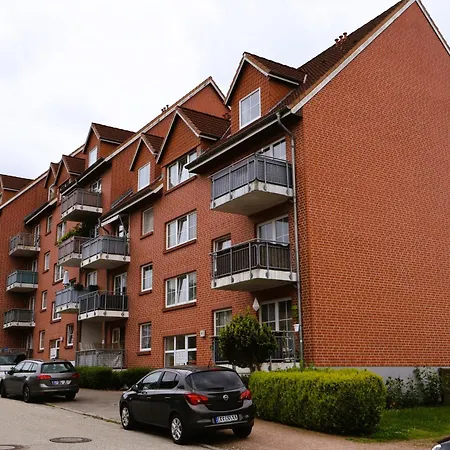 Schoenes Mit Balkon Apartment Kiel